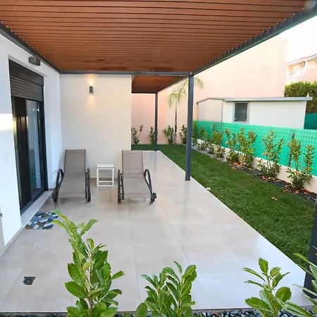 Diamond D2 Iraklitsa Holiday home Nea Iraklitsa
